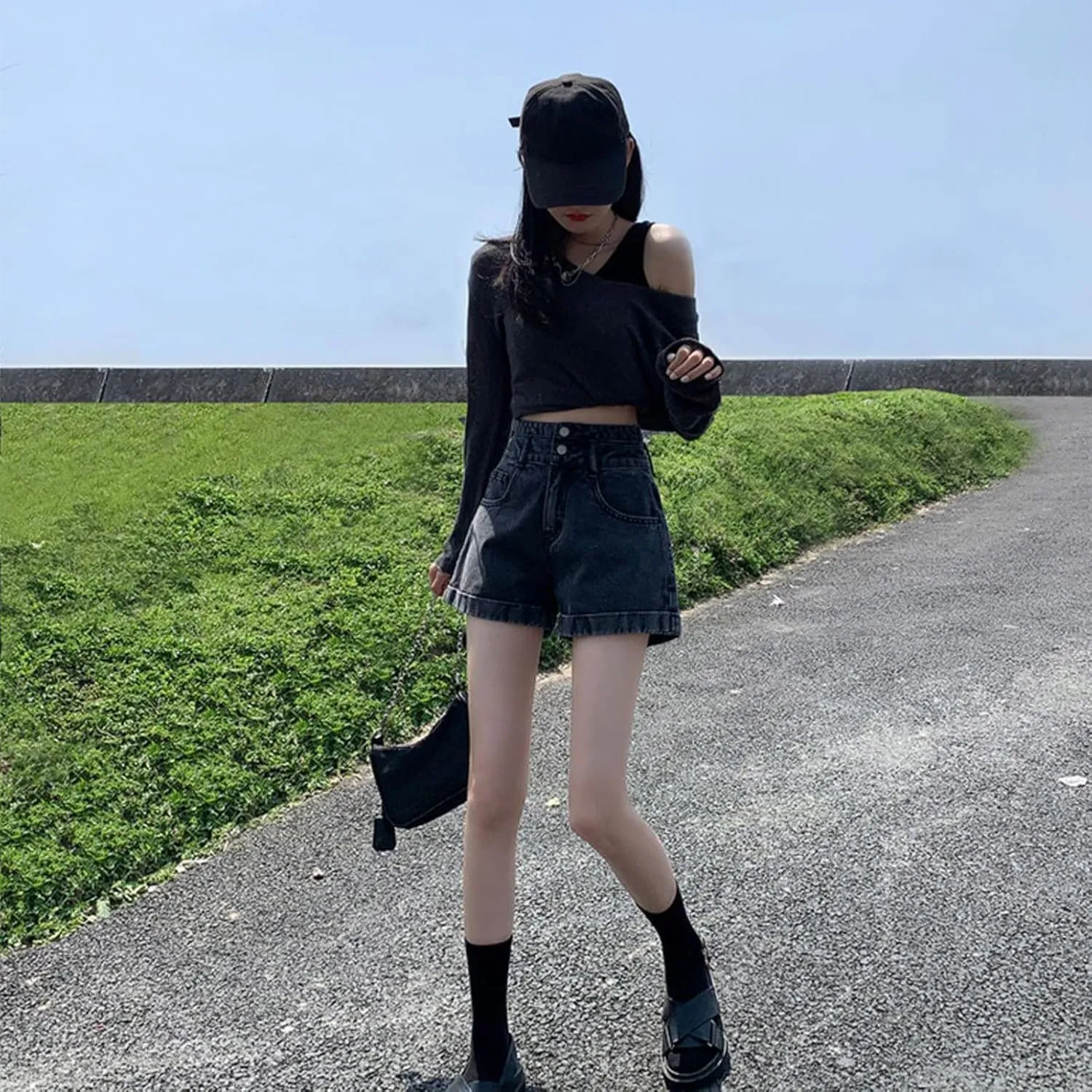Korean Version Denim Shorts Women's Summer high Waisted Slim Fitting Folding Shorts Women's Casual Shorts