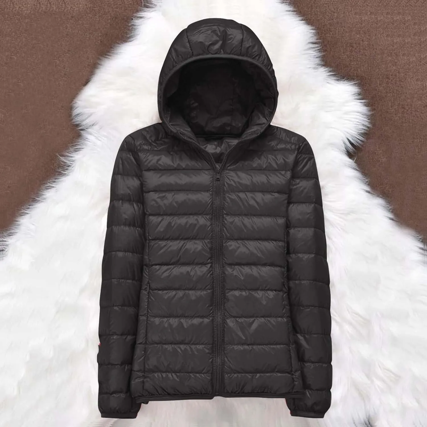 Puffer Jackets for Women Winter Lightweight Down Coats Warm Quilted Short Jackets Zipper Outwear with Pockets