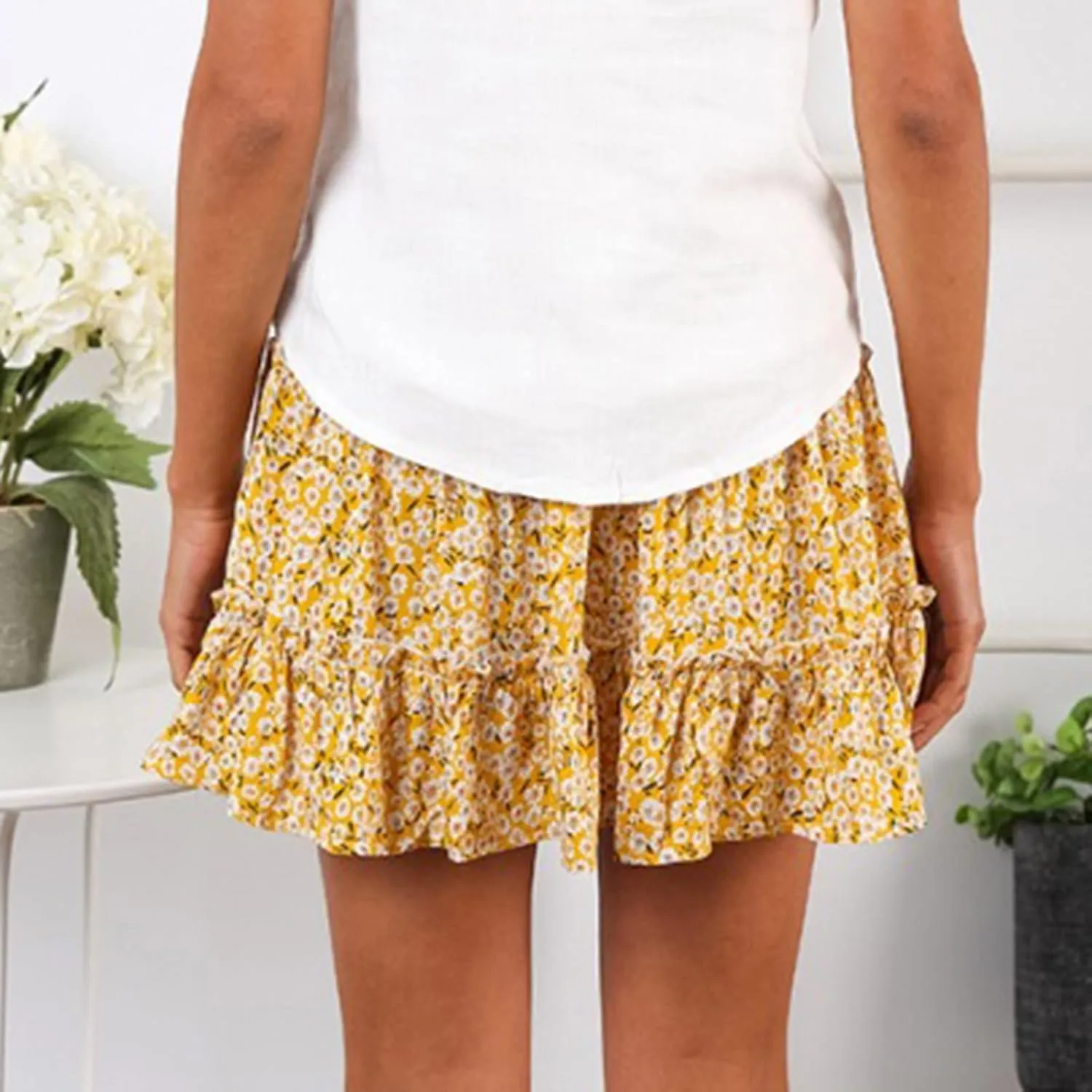 tuduoms Plus Size Mini Skirts Girls Floral Print Boho Skirt Cute High Waisted Pleated Skirt Women Summer Flowy Ruffle Skirt
