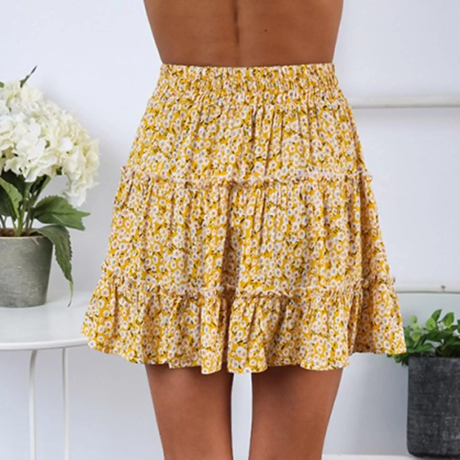 tuduoms Plus Size Mini Skirts Girls Floral Print Boho Skirt Cute High Waisted Pleated Skirt Women Summer Flowy Ruffle Skirt