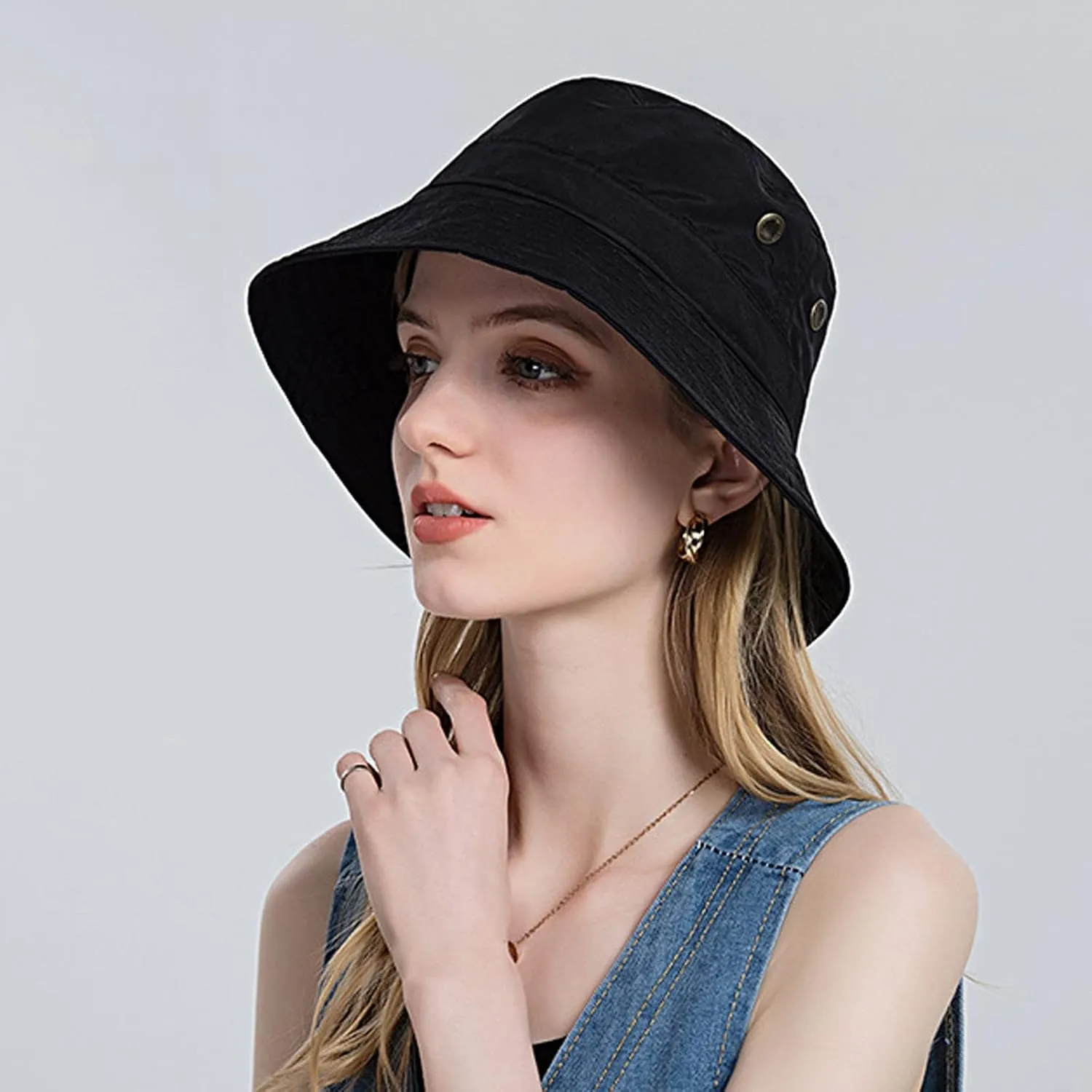 Women Sun Hat Wide Brim Sunscreen Bucket Hat Adjustable Sunshade Beach Hat Summer Fisherman Hats with Strings