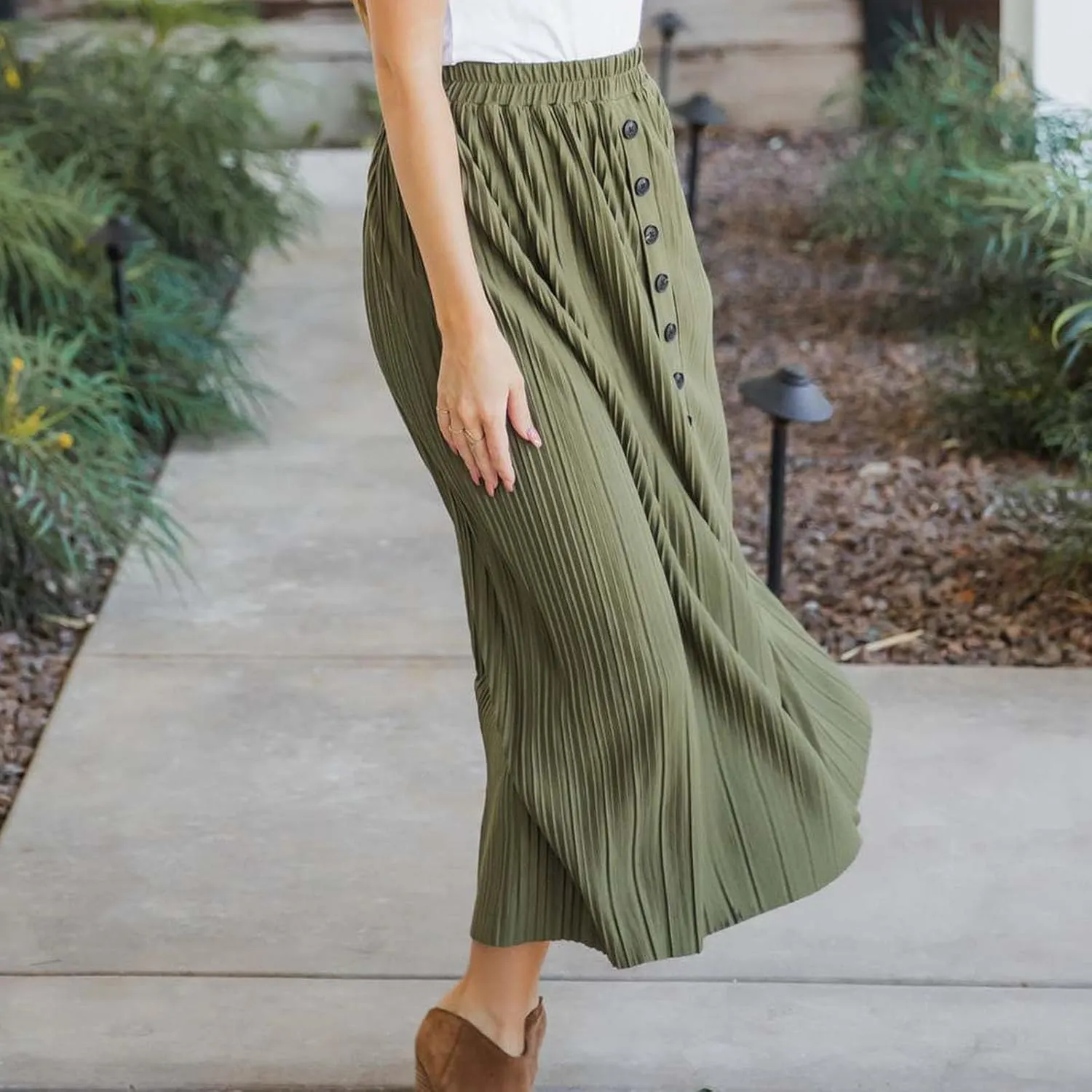 Women's Elastic High Waist Pleated A-Line Midi Skirts Dressy Casual Trendy Button Down Business Work Long Skirt