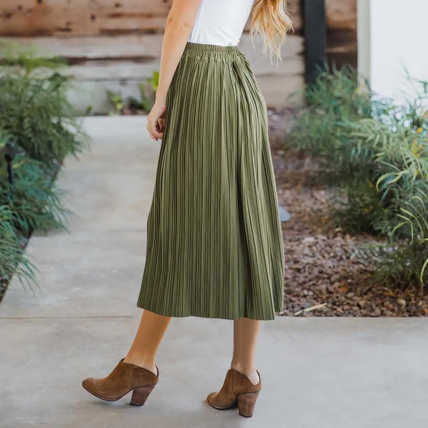 Women's Elastic High Waist Pleated A-Line Midi Skirts Dressy Casual Trendy Button Down Business Work Long Skirt